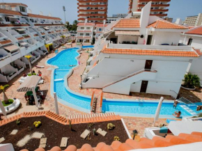 Las FLORITAS 80 Terrace and Swimming Pool